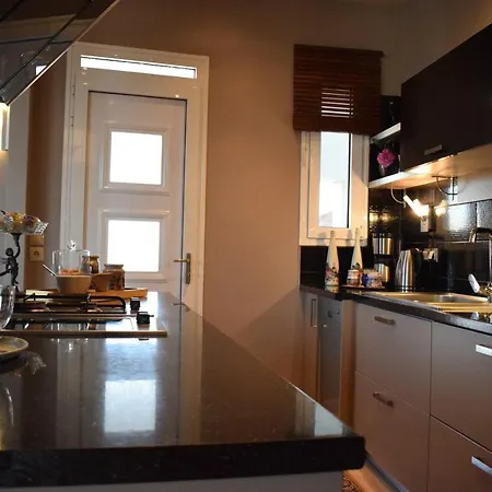 Five Stars In * Tríkala