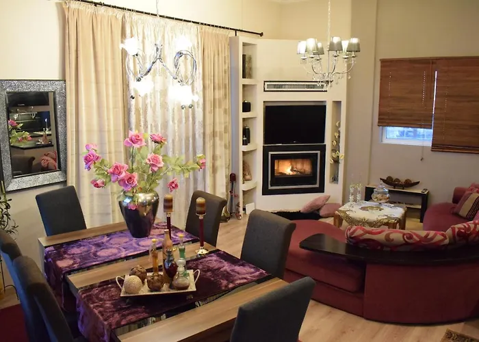 Five Stars In Daire Tríkala