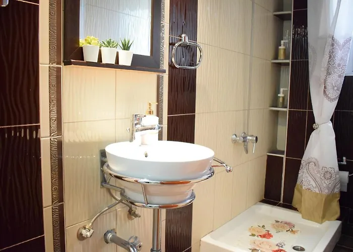 Five Stars In * Tríkala